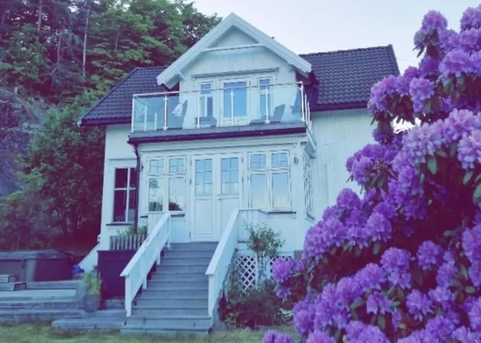 Solheimhuset Villa Tokenes